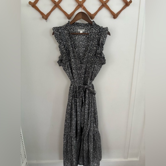 Outerknown Canyon 100% cotton Black and White Floral Maxi Dress - Picture 6 of 6